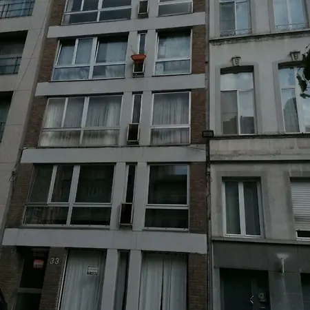 Charlottalei 33. Flat-studio. Stadspark 아파트 안트베르펜